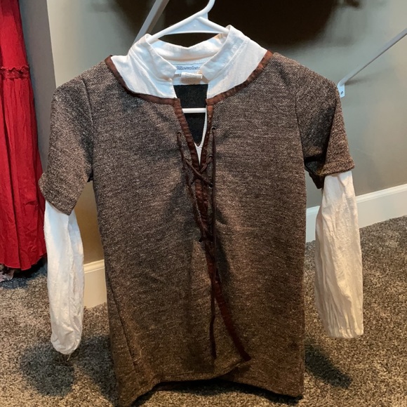 Halloween Costume Renaissance Huntress - Picture 2 of 5